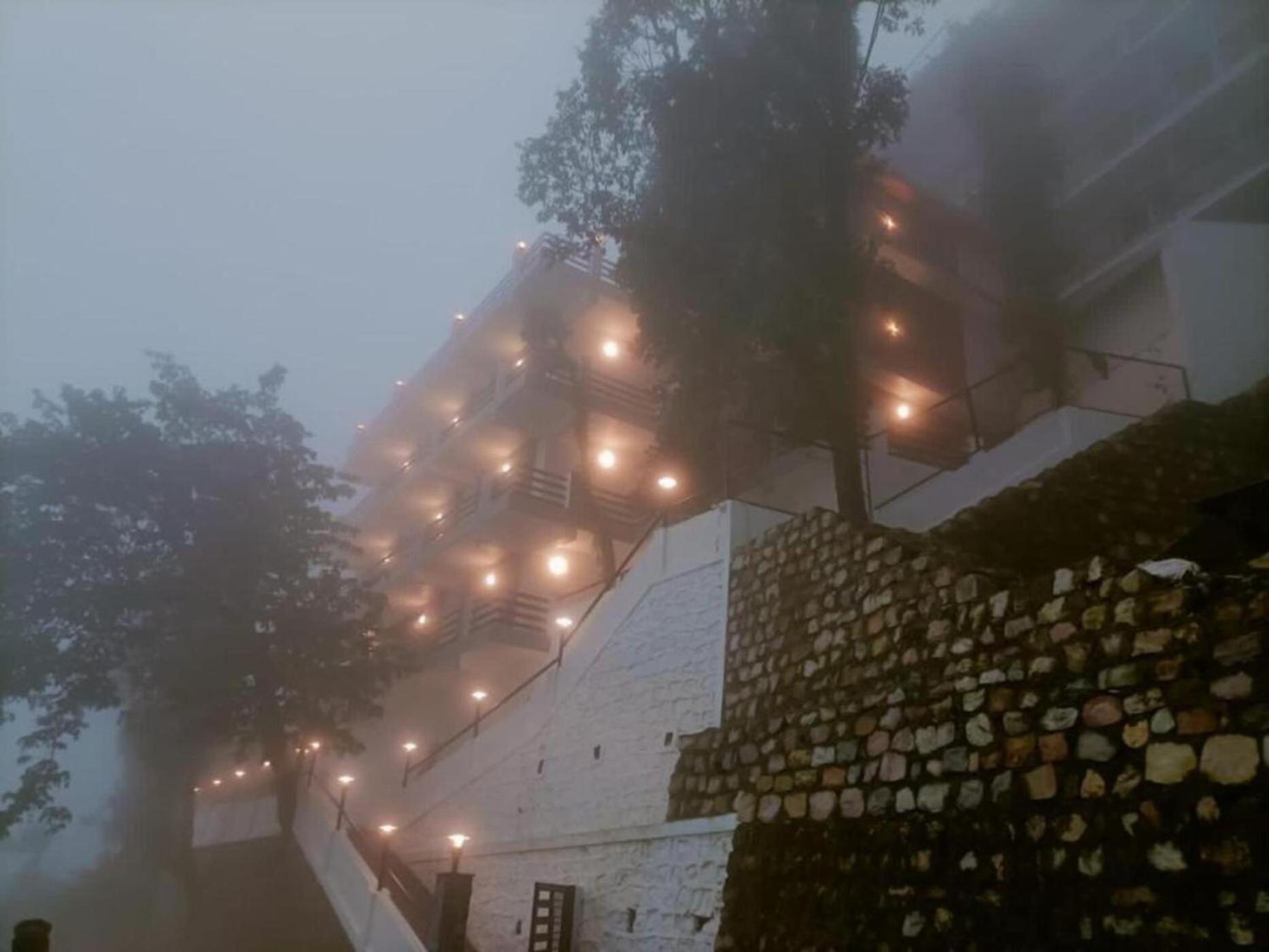 The Boho Mussoorie Hotel Buitenkant foto